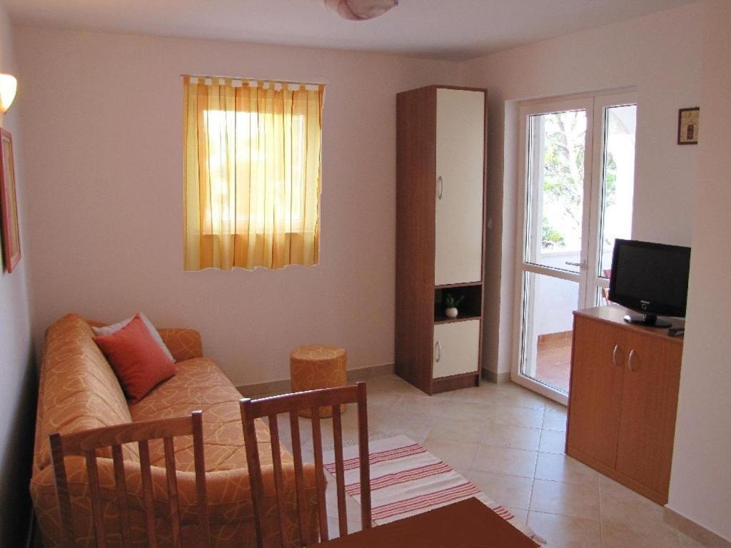 Apartments Villa La Riva - Seafront Accommodation Sutivan Zewnętrze zdjęcie