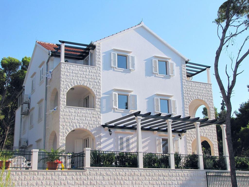 Apartments Villa La Riva - Seafront Accommodation Sutivan Pokój zdjęcie
