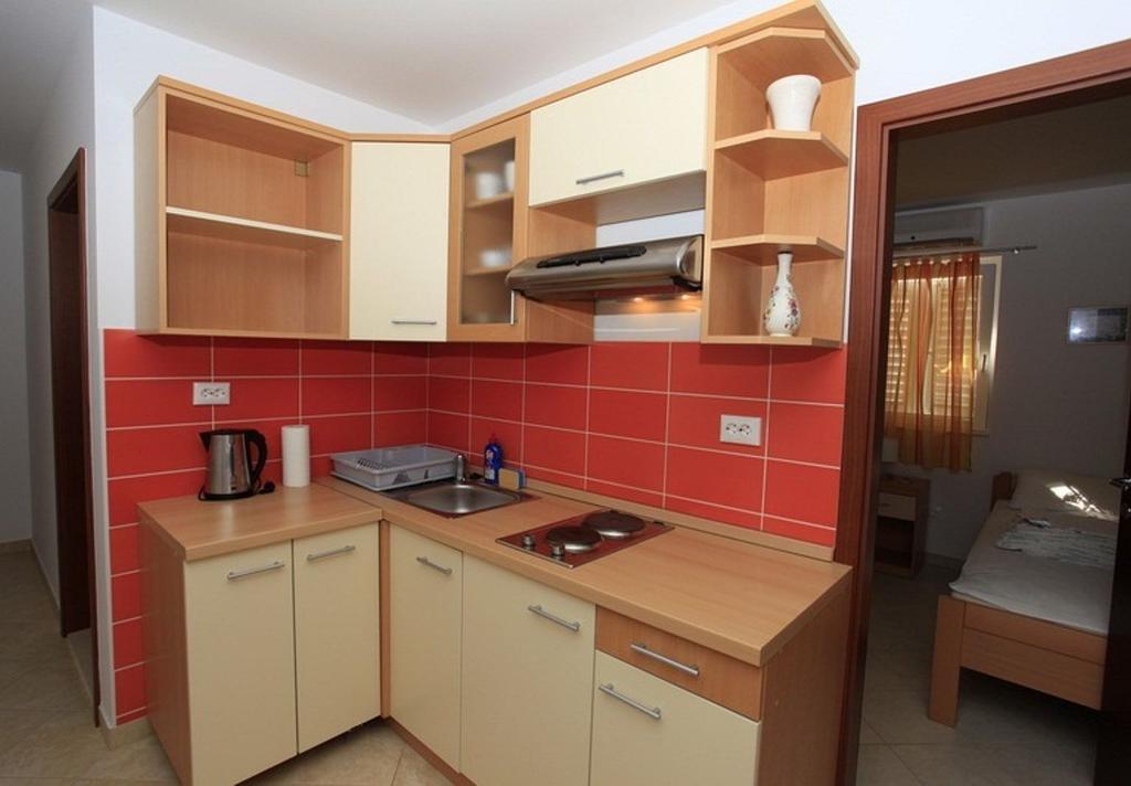 Apartments Villa La Riva - Seafront Accommodation Sutivan Pokój zdjęcie
